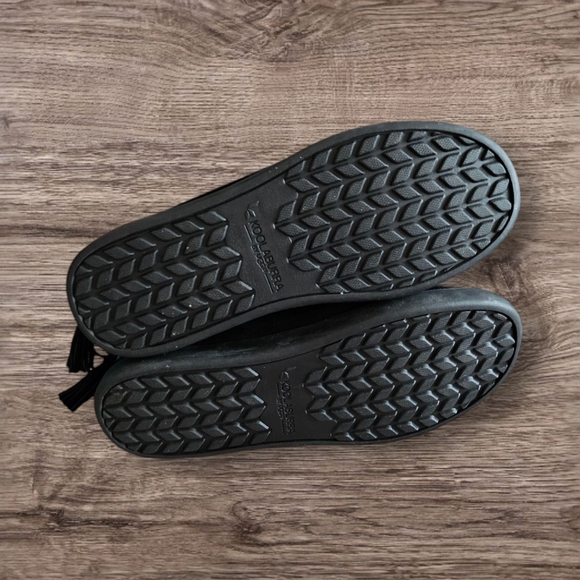 Koolaburra By UGG SZ 6 Black Suede Ankle Boots - Picture 7 of 9